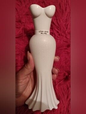 Paris Hilton Love Rush Shimmery White Bottle